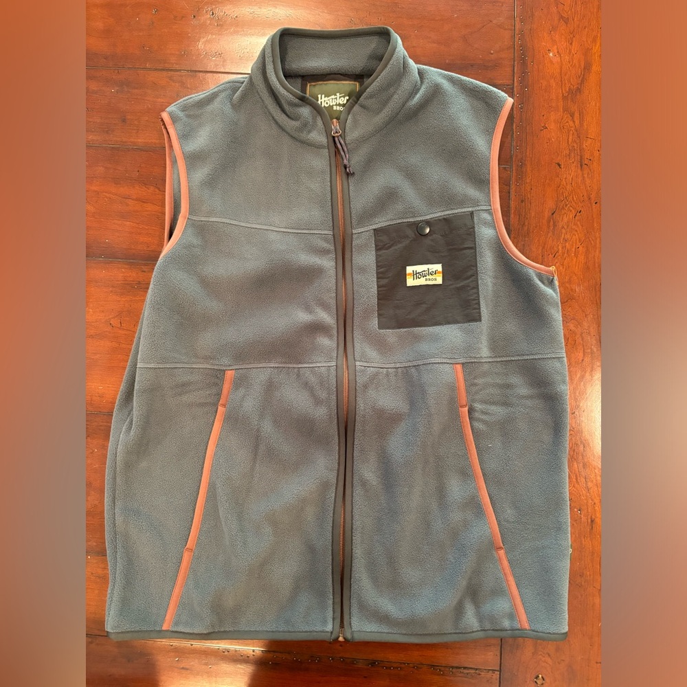 Howler Brother Free Range Vest - Men’s Medium - Brand New w/Tags